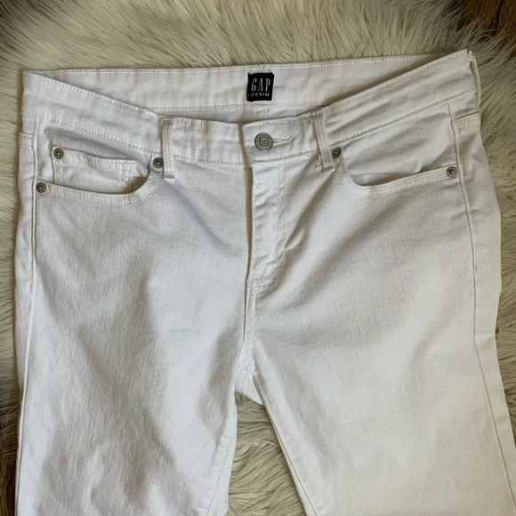 GAP Girlfriend Jeans White - Picture 2 of 13